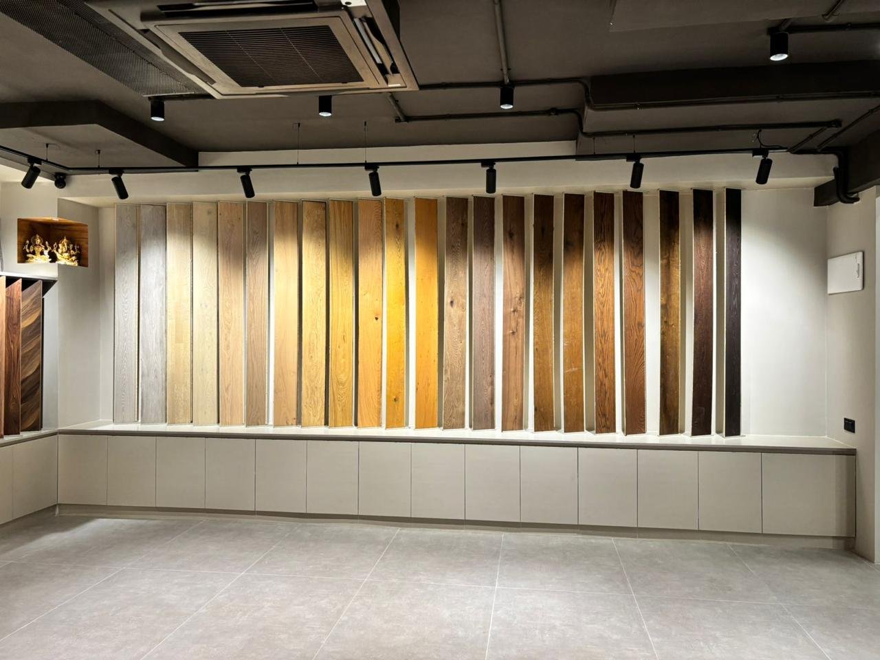 Commercial Showrooms project image 1