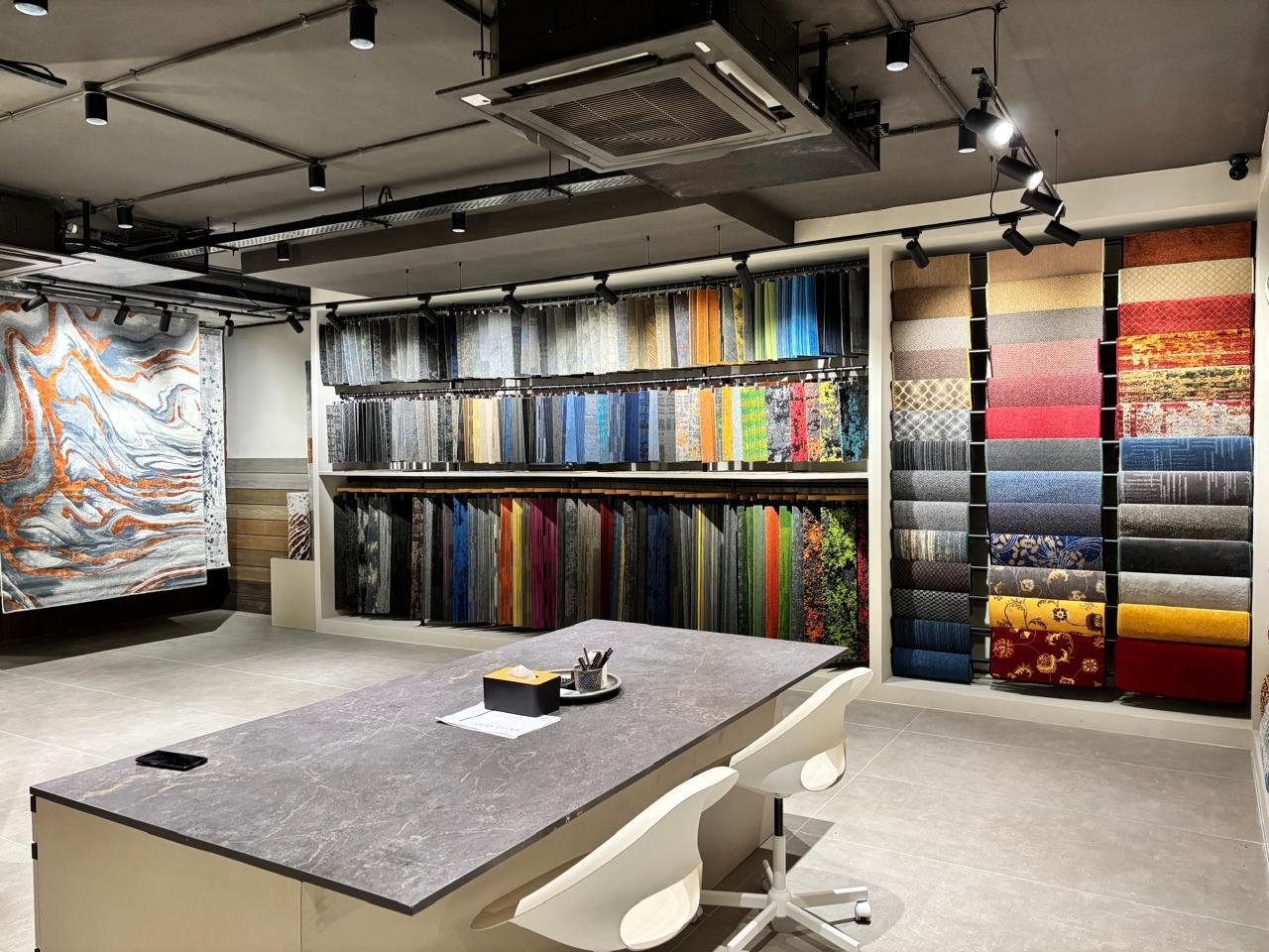 Commercial Showrooms project image 15